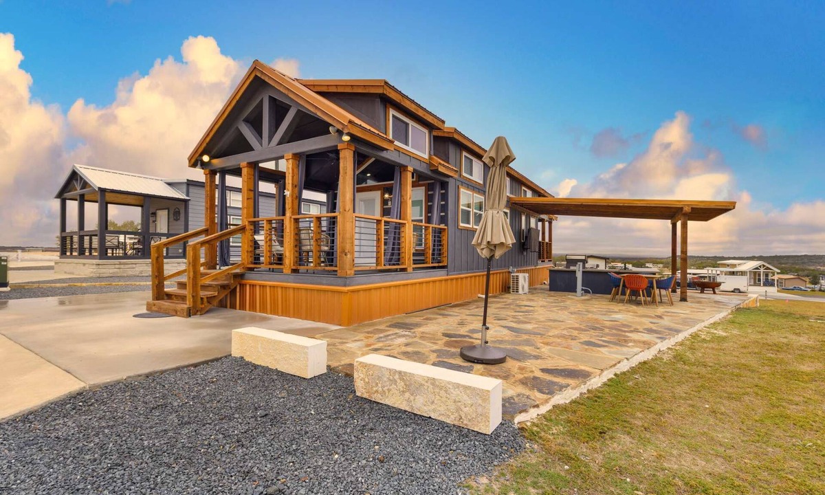 Fredericksburg House | Hill Country Glow | 2 BDR + Loft | 2 Full Baths