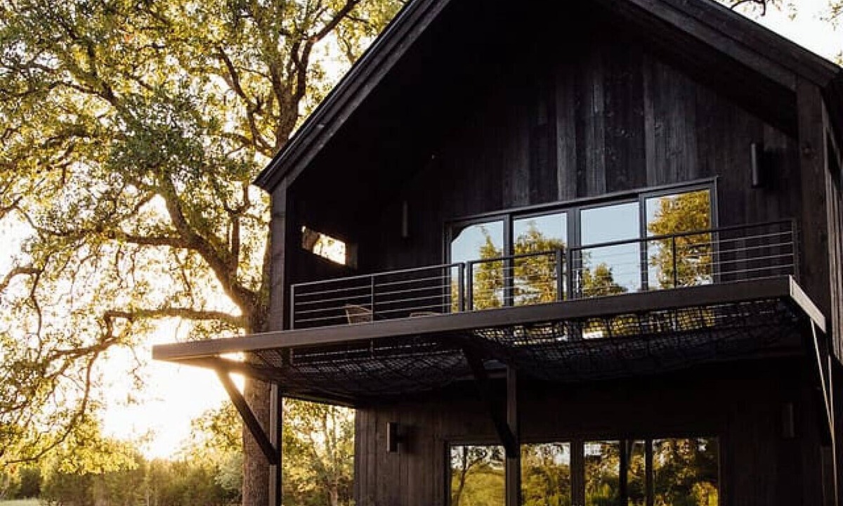Round Mountain House | Hill Country Hammock Lodge