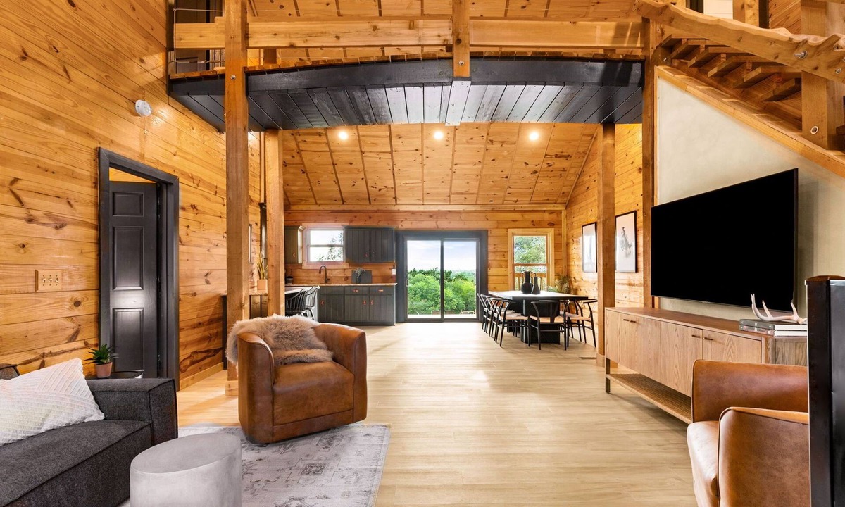 Blanco Cabin | Hill Country Luxury Cabin