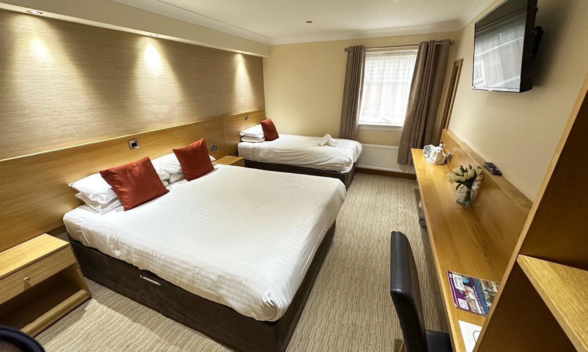 Rosyth Hotel | Hill Park Hotel