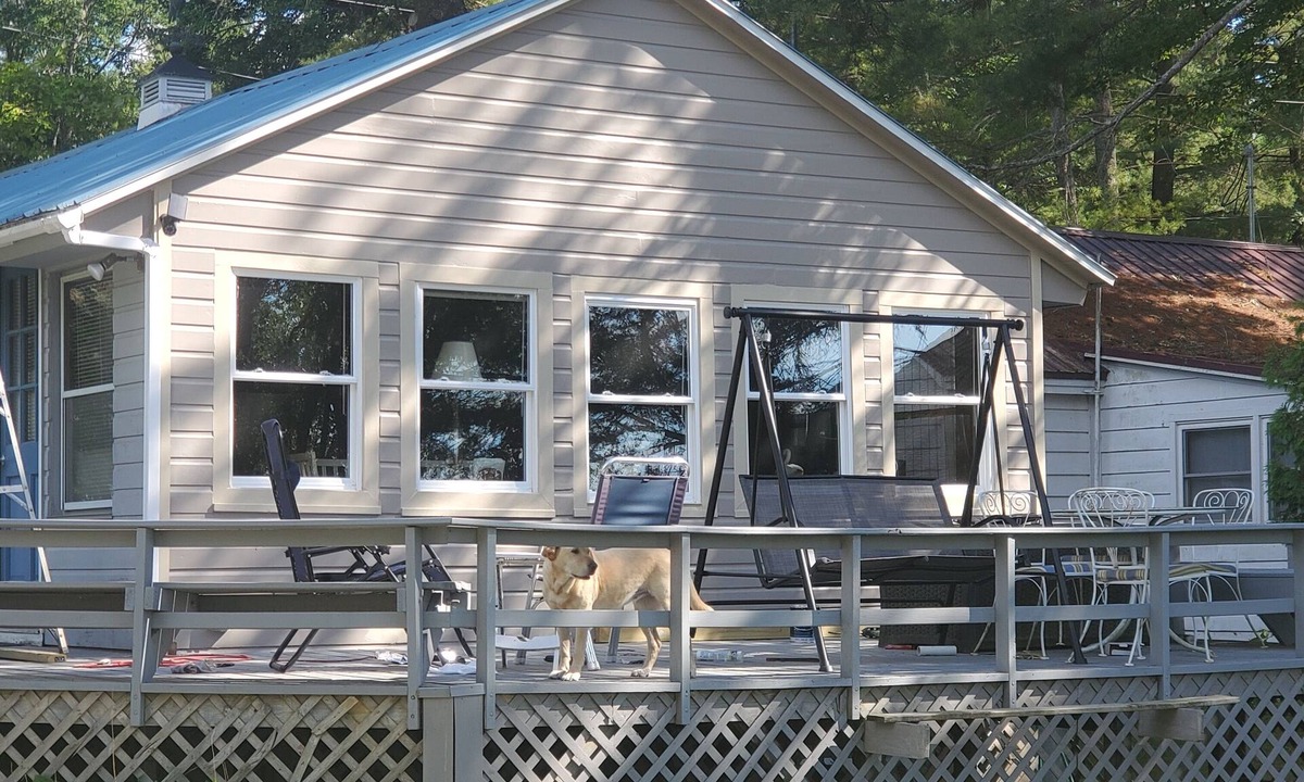 Chippewa Bay House | Hill Top River Retreat