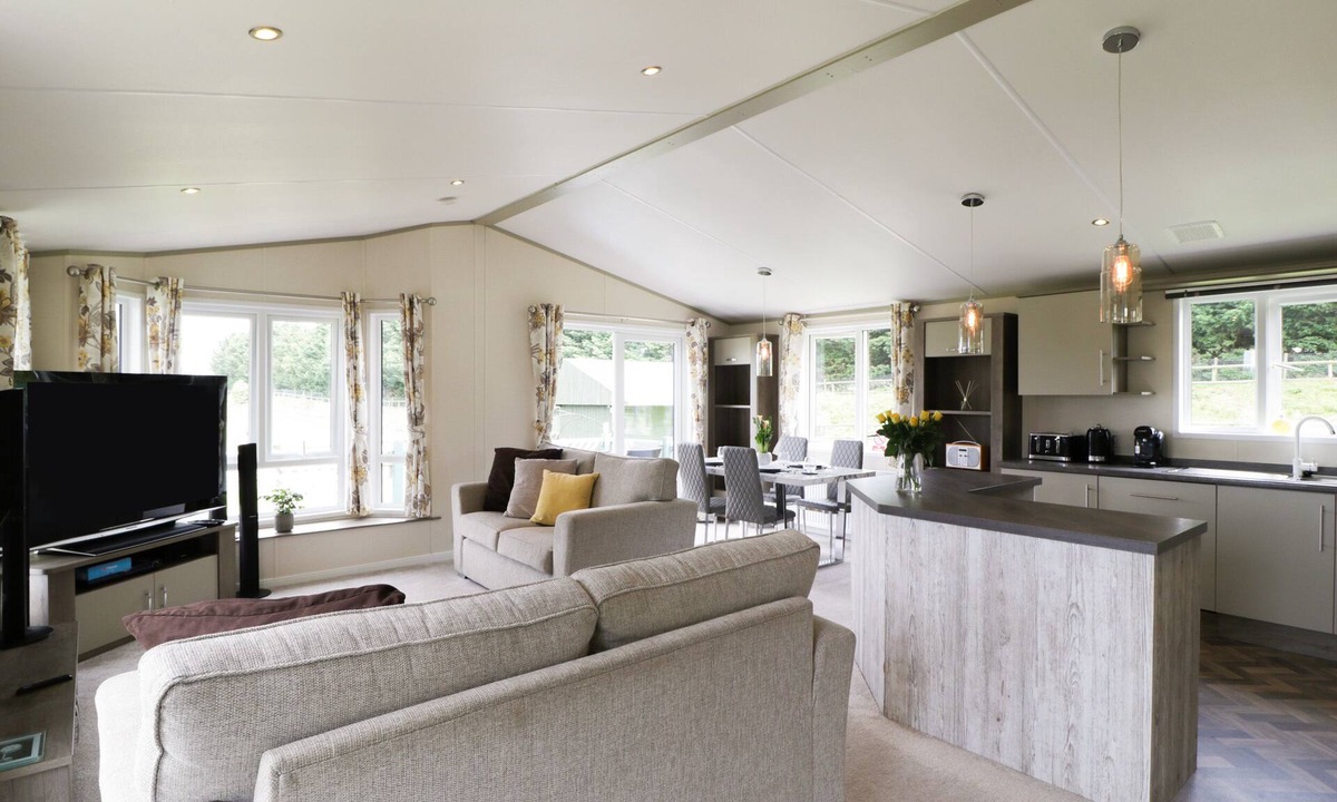 Wareham Cottage | Hill View, Lilac Lodge