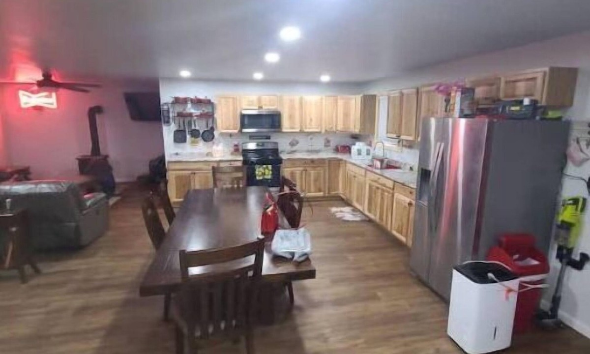 Equinunk Apartment | Hillbilly Haven