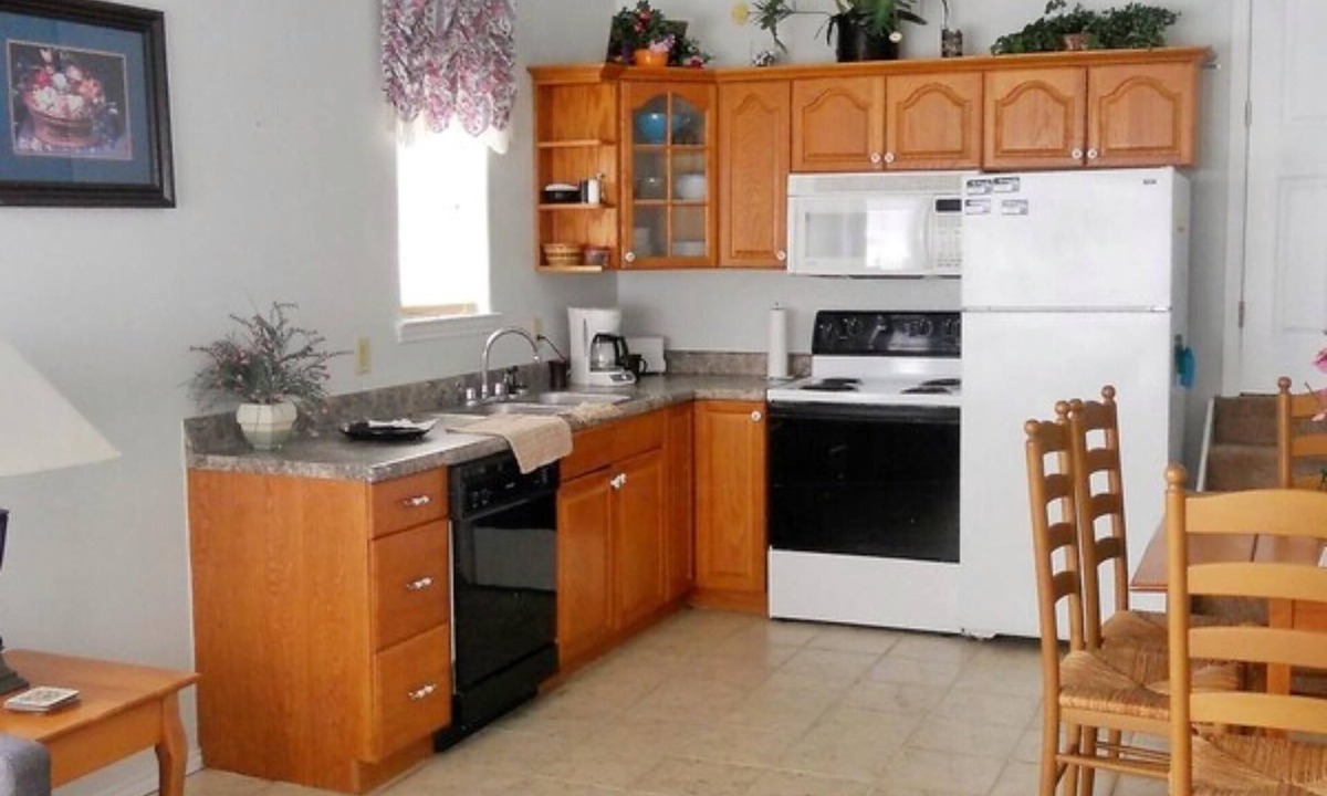 Kingsland Condo | HillCountryGetaway*FullyEquippedKitchen*BoatSlip*