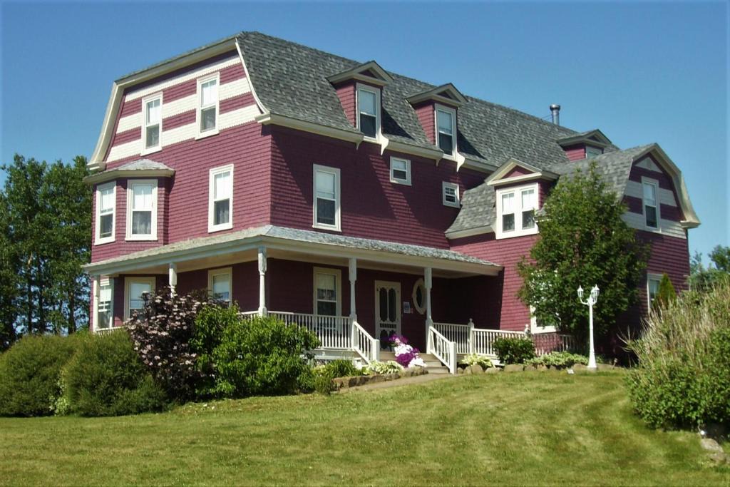 Port Hood Hotel | Hillcrest Hall Country Inn