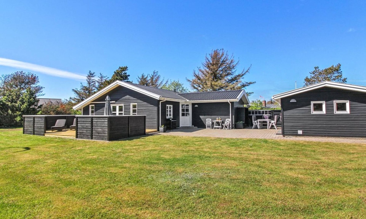 Blavand Strand House | "Hillmari" - 200m from the sea by Interhome