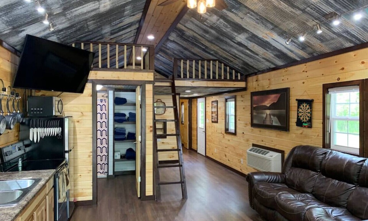 Annapolis Cabin | Hillside Cabin #4 Annapolis, MO Black River