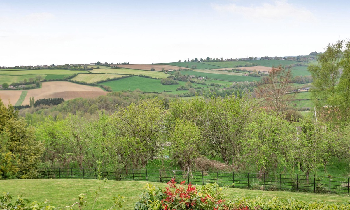 Peasedown Saint John Cottage | Hillside Cottage