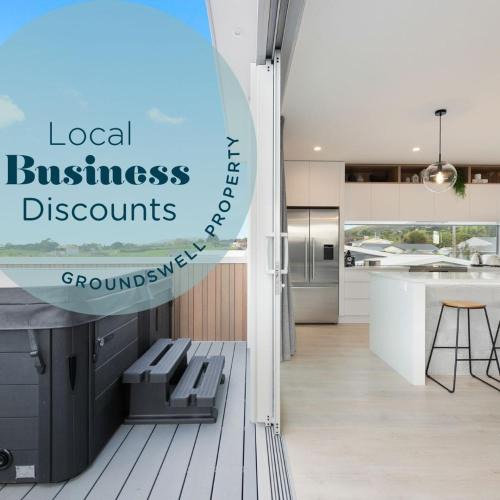 Raglan House | Hillside Haven