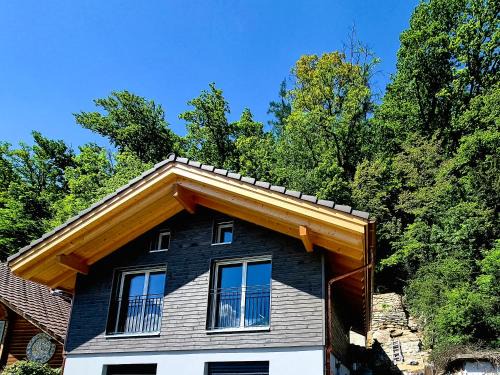 Ringgenberg Apartment | Hillside Loft, 2 bedrooms, max 5 guests
