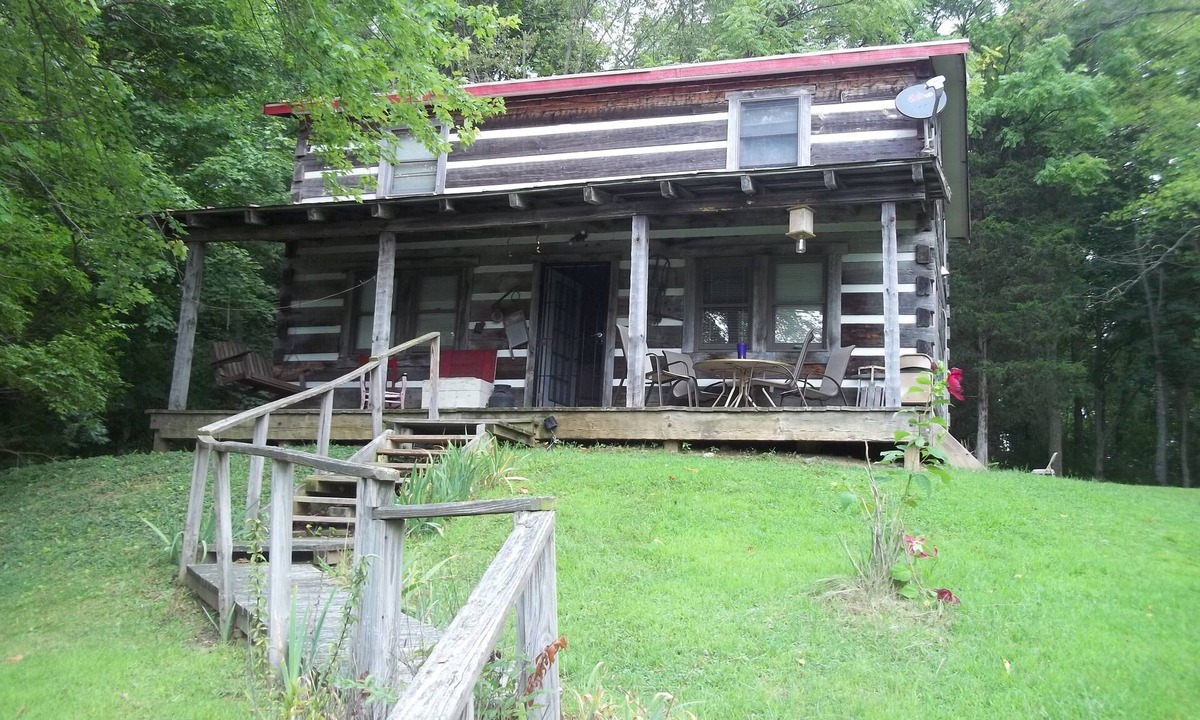 Richmond Cabin | Hilltop Hide A Way Log Cabin Home