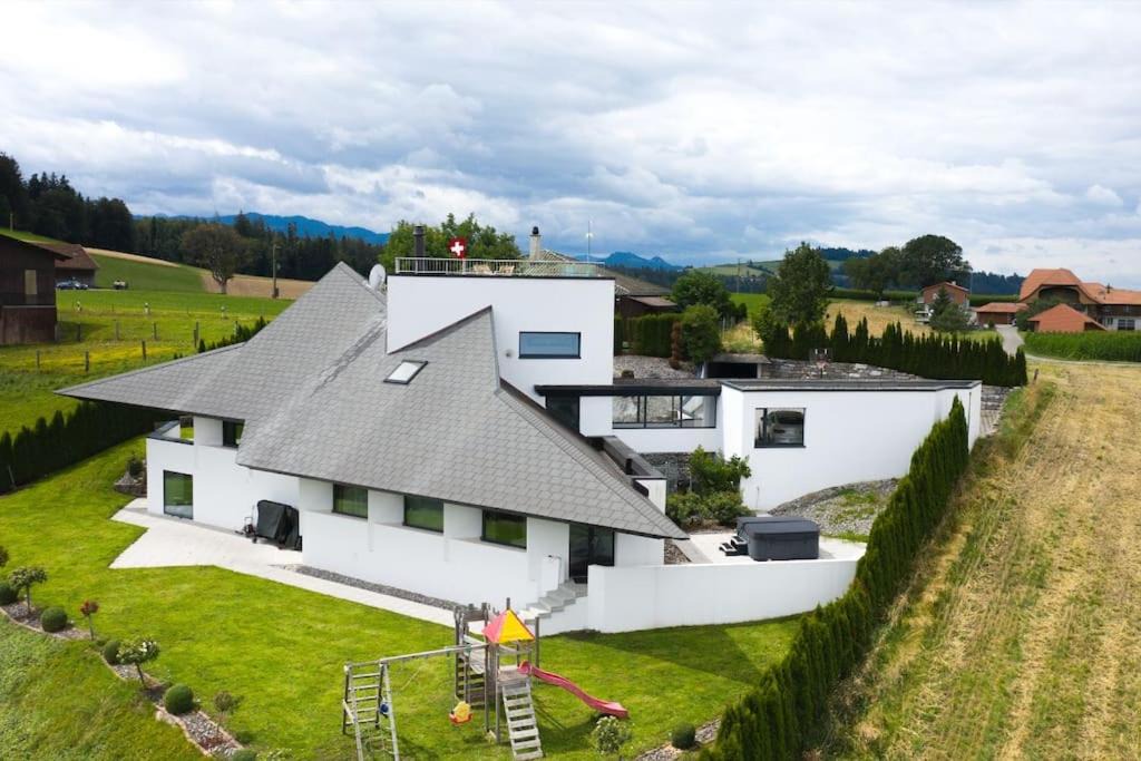 Oberbutschel Apartment | Hilltop Luxury Villa