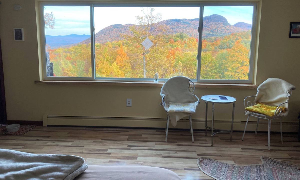 Castleton Apartment | Hilltop Pet Friendly Studio in Castleton, Vermont