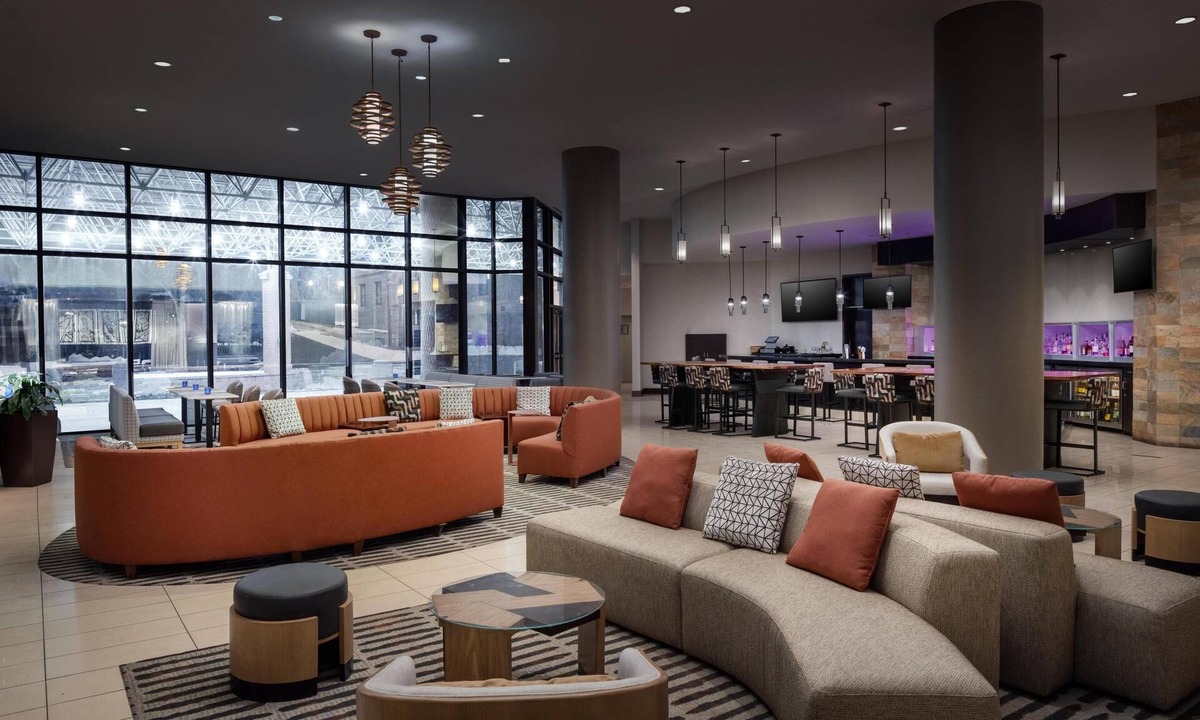 Downtown Albany Hotel | Hilton Albany