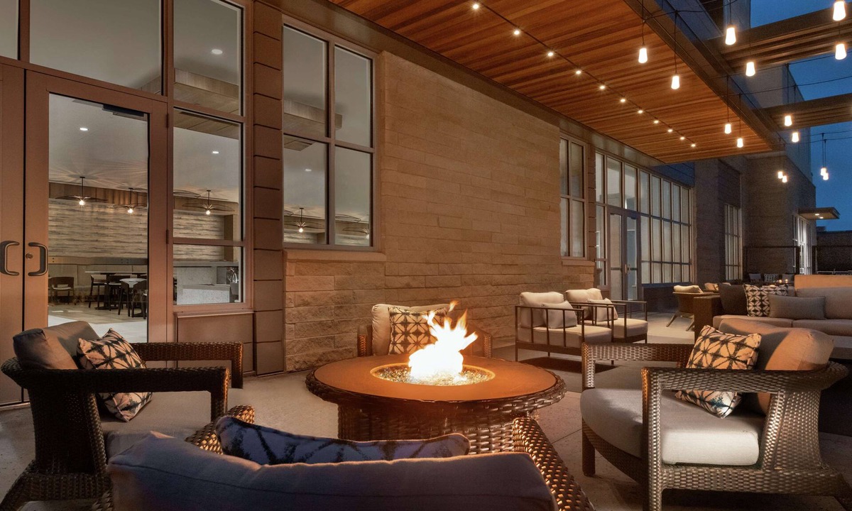 North Burnet Hotel | Hilton Garden Inn Austin North - Near the Domain