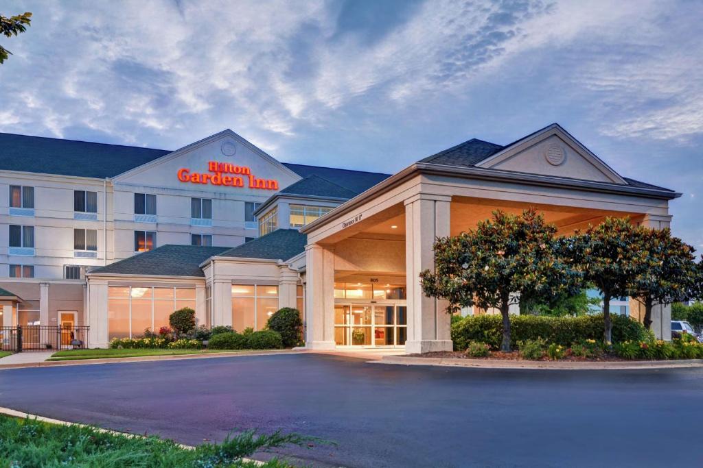 Conway Hotel | Hilton Garden Inn Conway