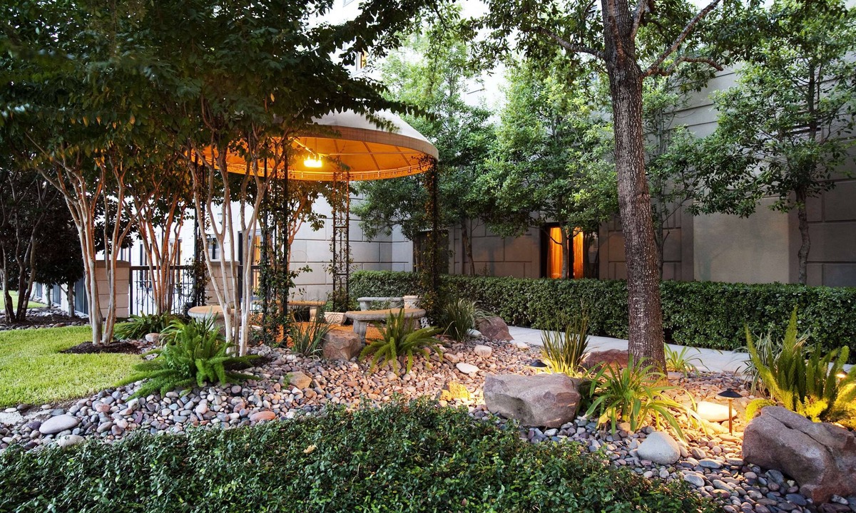 Deco Hotel | Hilton Garden Inn Houston NW/Willowbrook