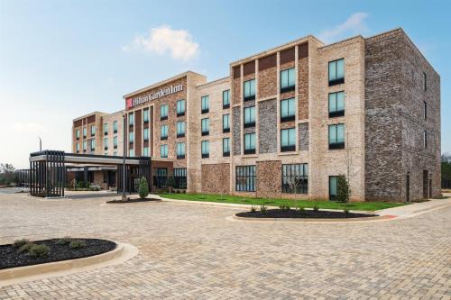 Perry Hotel | Hilton Garden Inn Perry