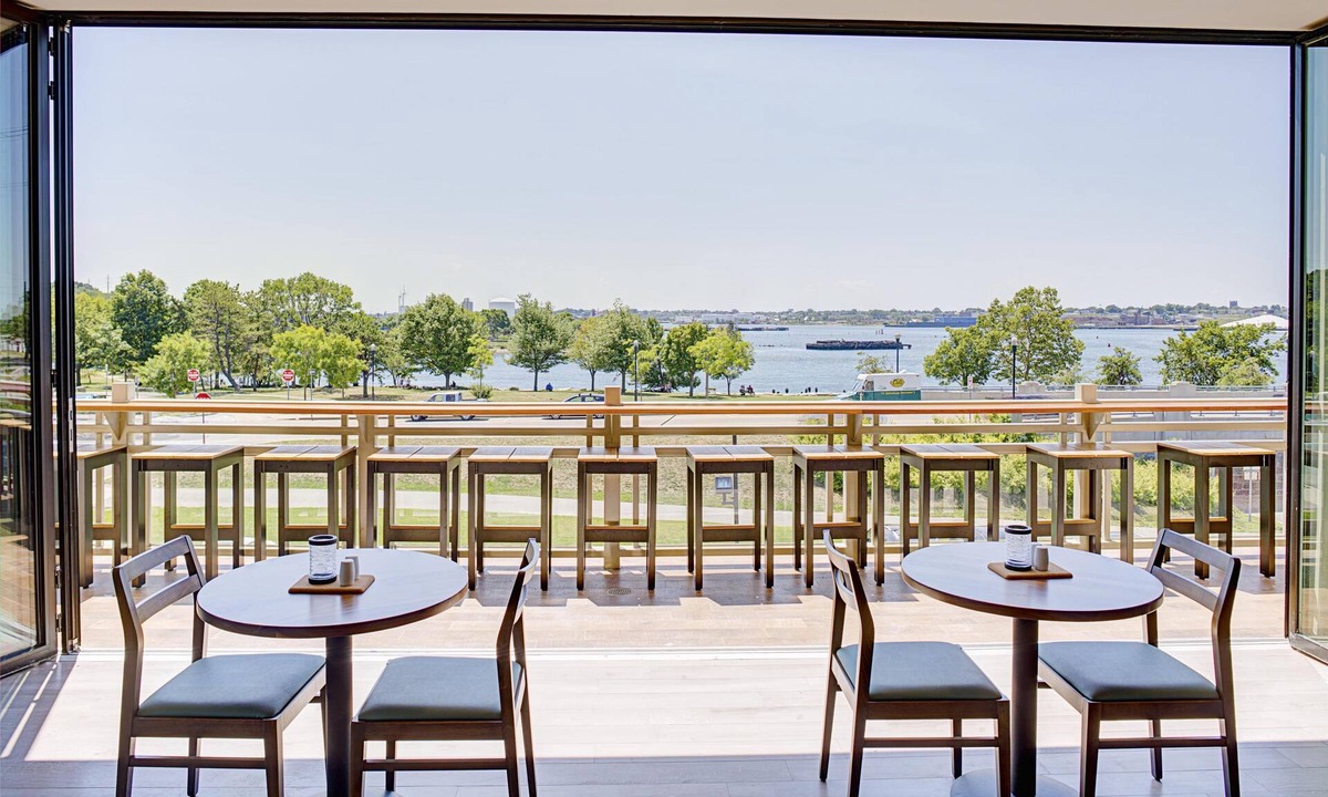 Fox Point Hotel | Hilton Garden Inn Providence