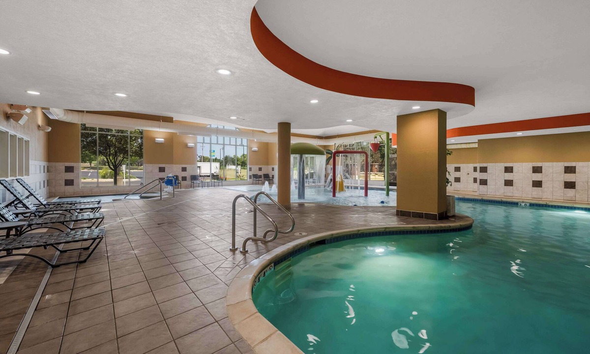 Rockford Hotel | Hilton Garden Inn Rockford
