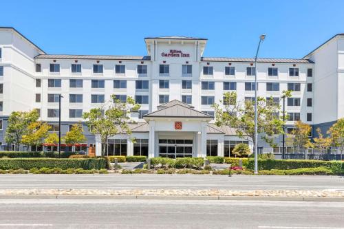East San Mateo Hotel | Hilton Garden Inn San Mateo