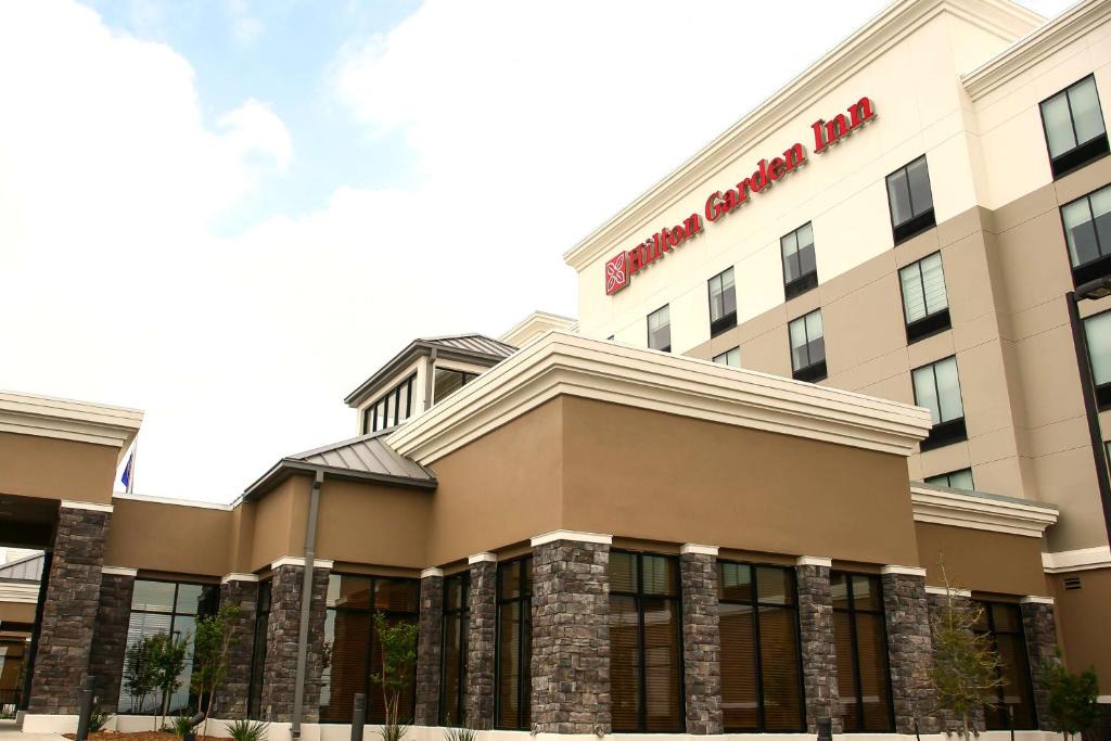 Live Oak Hotel | Hilton Garden Inn San Antonio-Live Oak Conference Center