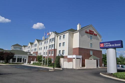 Westbury Hotel | Hilton Garden Inn Westbury