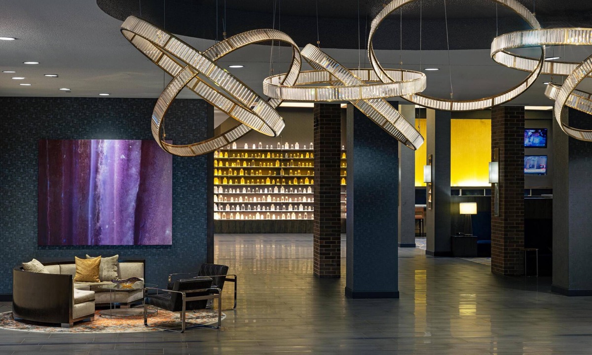 Cedar Knolls Hotel | Hilton Parsippany