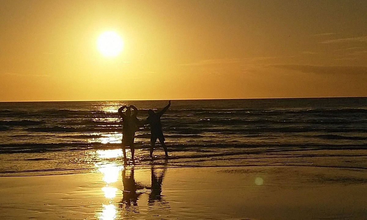 Himatangi Beach Cottage | Himatangi's Wee Hoose