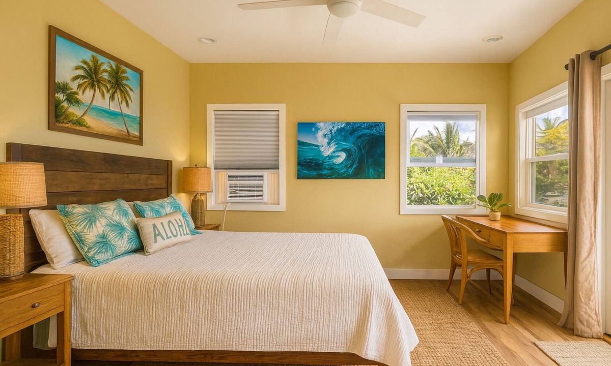 Punaluu House | "Hina Hideaway", Views, AC, Walkable to Beach