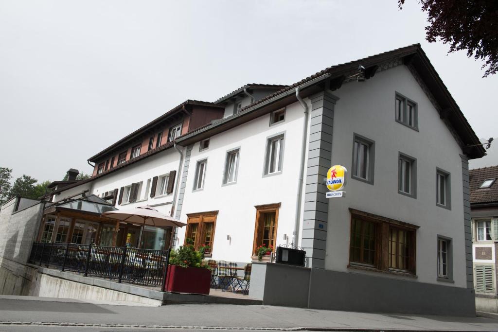 Maienfeld Hotel | Hirschen B&B