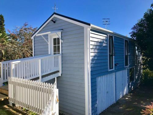 Tauranga House | Historic Barn Loft - Private & Spacious