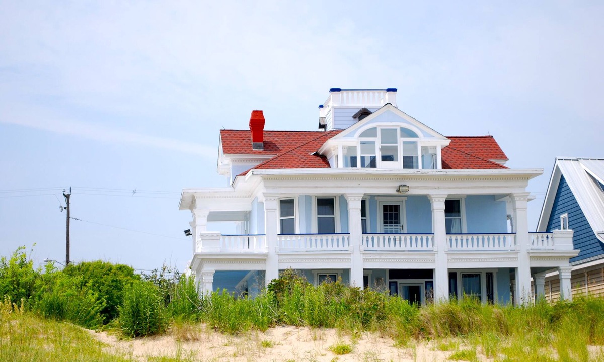 Willoughby Spit House | Historic Beachfront Home With Stunning Views Of The Chesapeake Bay!