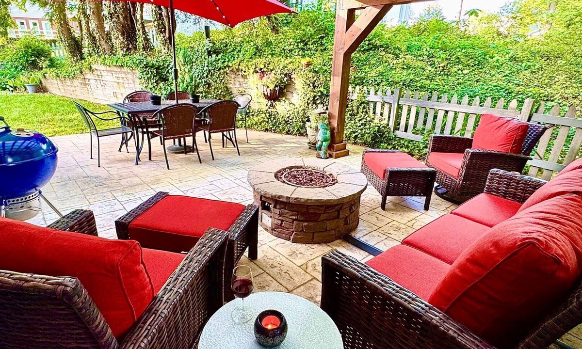 West Side Historic District House | Historic Blythe Cottage