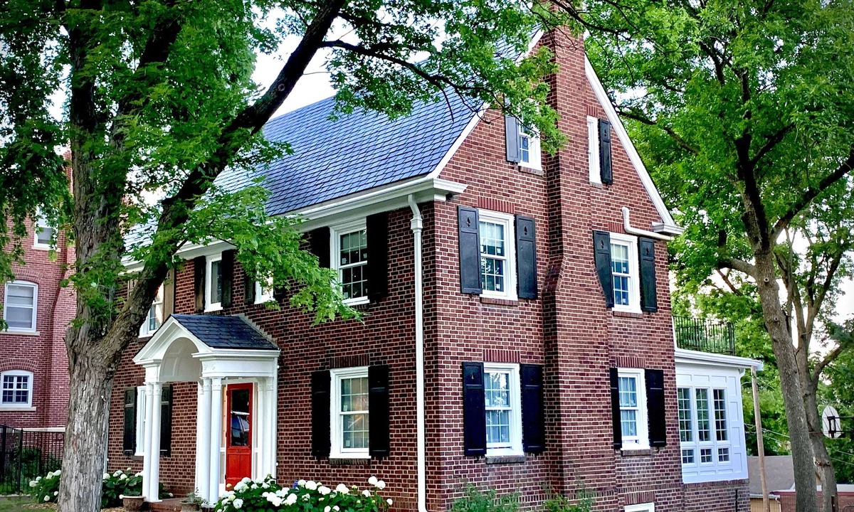 Midtown House | Historic Brick Colonial w/Amazing Kitchen- Close to downtown