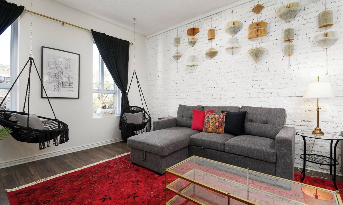 Plateau Mont Royal Apartment | Historic Plateau Loft with 3 Private Baths