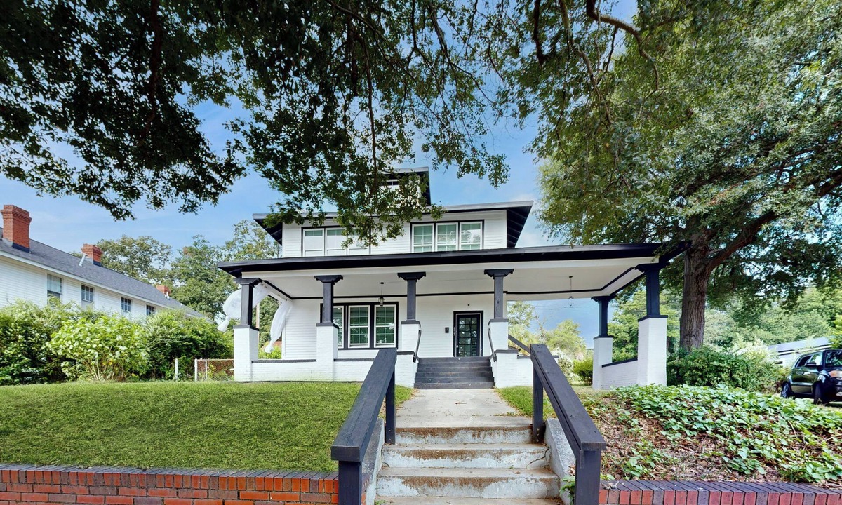 Midtown Cottage | Historic Charm & Great Location!