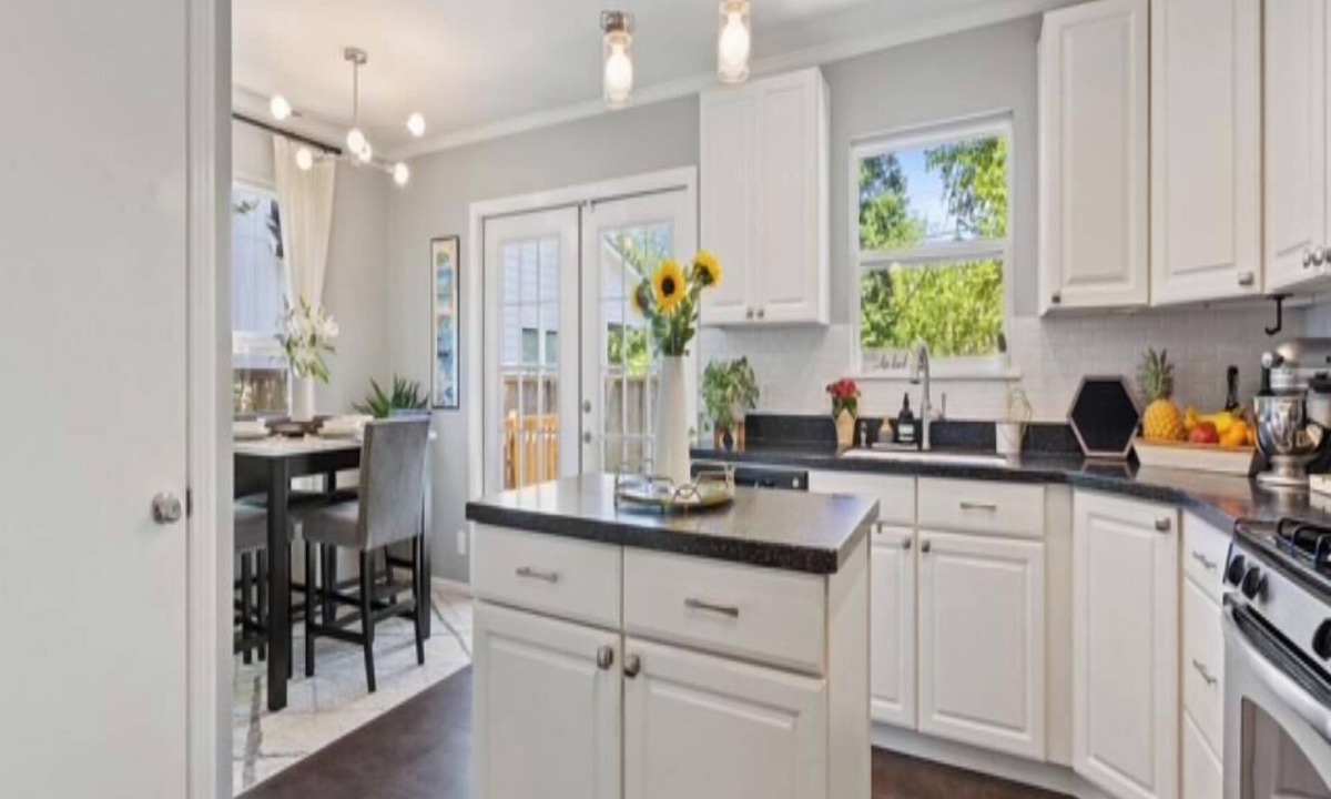 Highland House | Historic Charmer Clean Comfortable