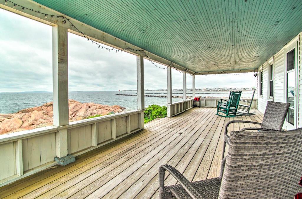 Brant Rock House | Historic Cottage with Beautiful Oceanfront View