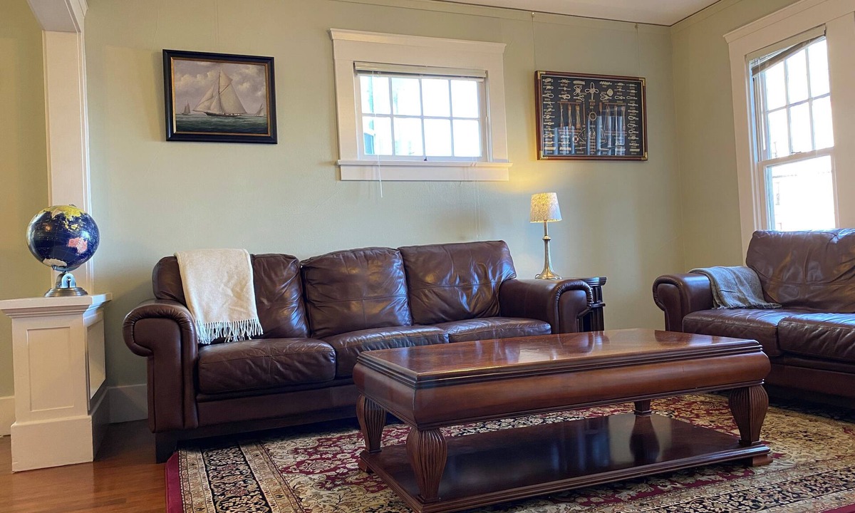 Astoria Apartment | Historic Downtown Flat, No. 1