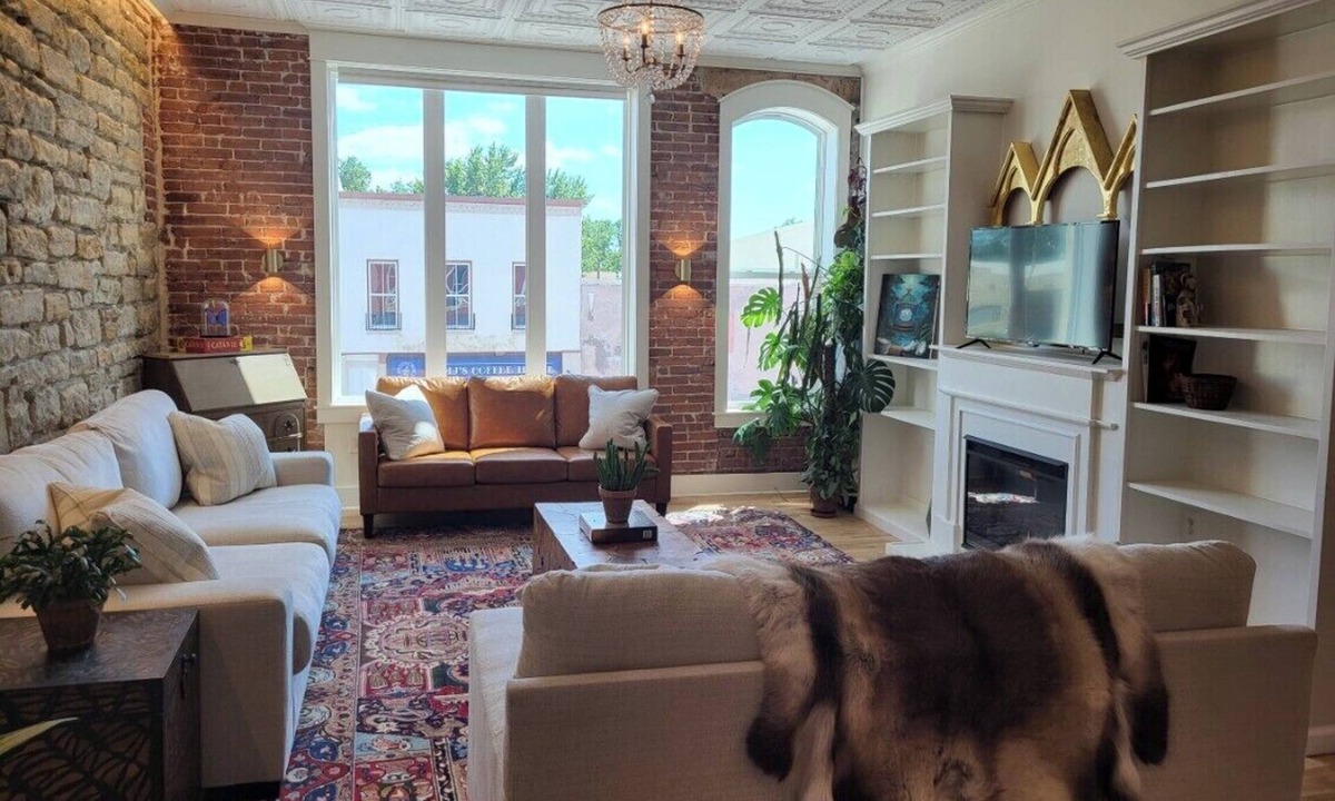 St. Marys Apartment | Historic Downtown St Marys Loft Experience