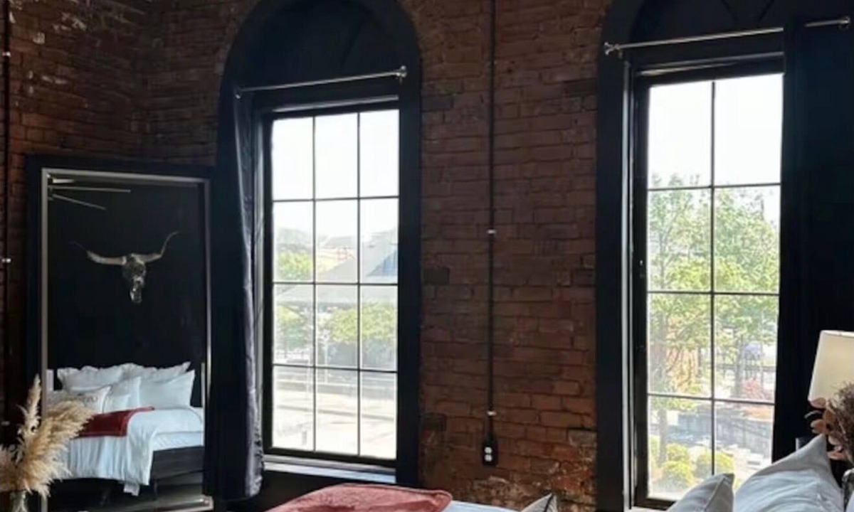Cartersville Apartment | Historic Downtown Loft in Cartersville