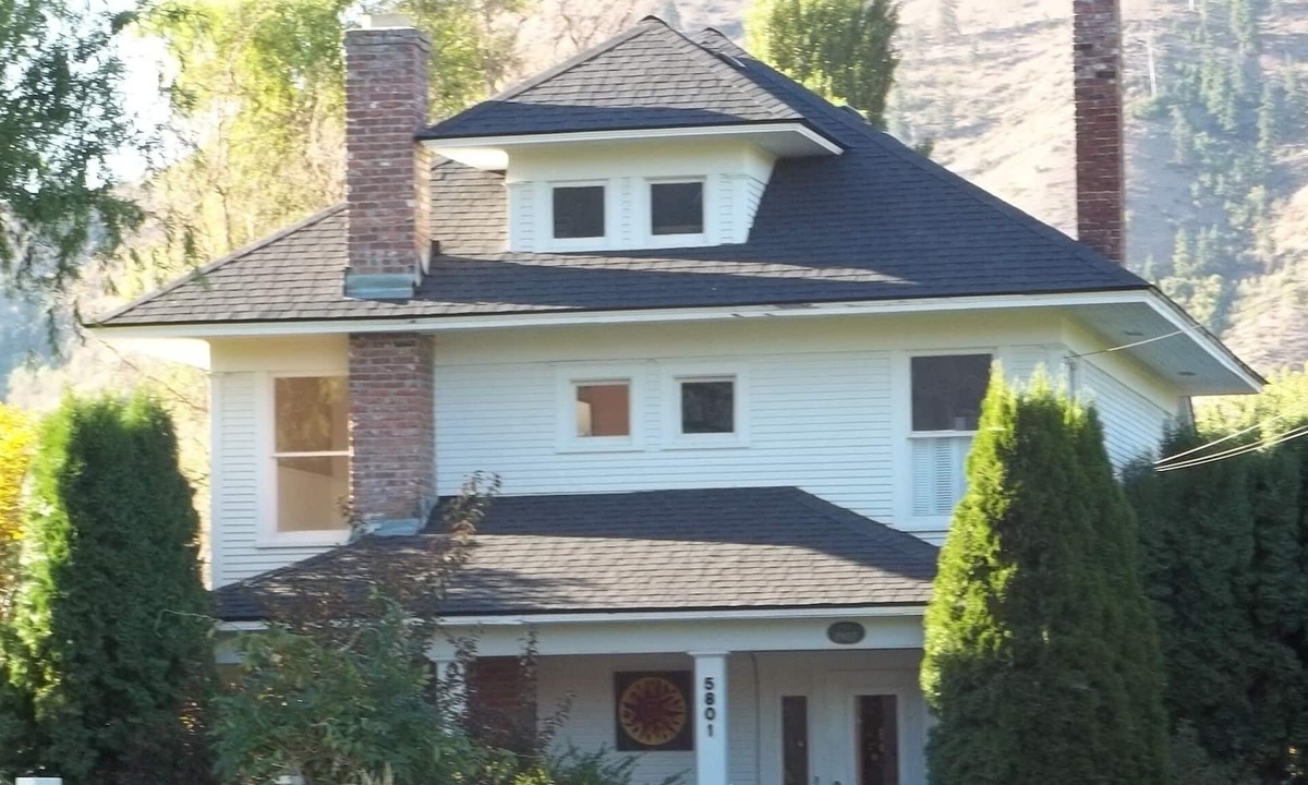 Cashmere Other | Historic farmhouse with private pool