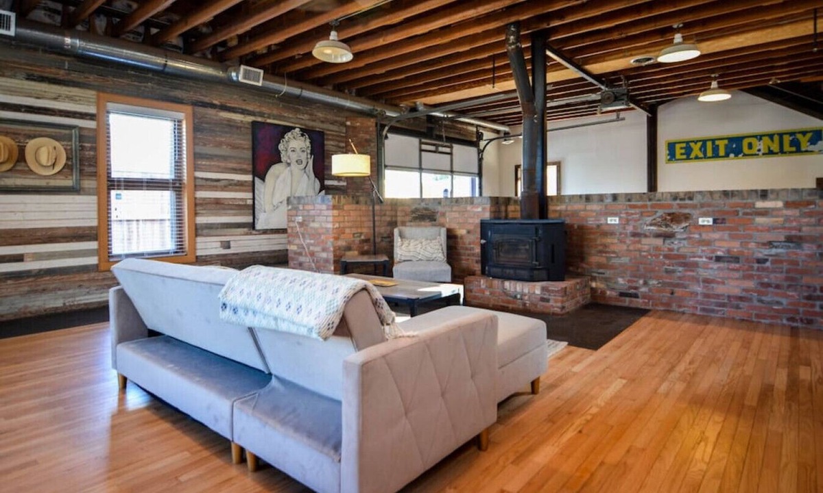 South Overton House | Historic Firehouse - 1BR/1BA - Great Views