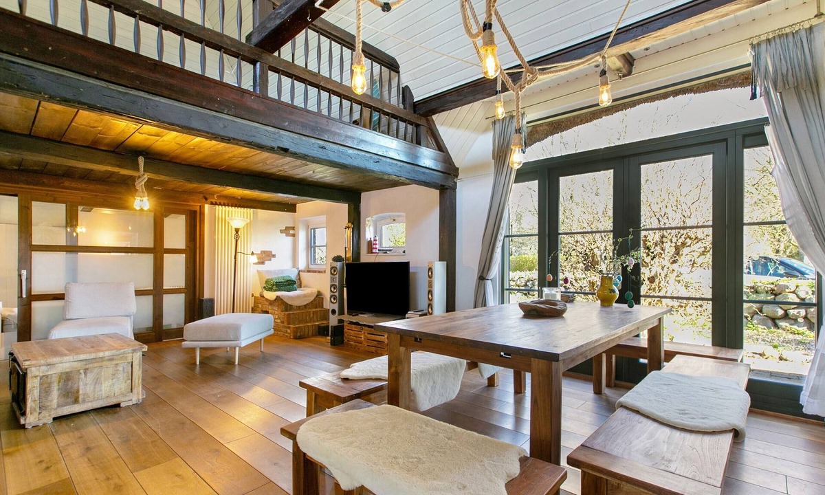 Eggstedt House | Historic 'Haus Reetglück' with Large Garden, Sauna, Antique Fireplace & Wi-Fi