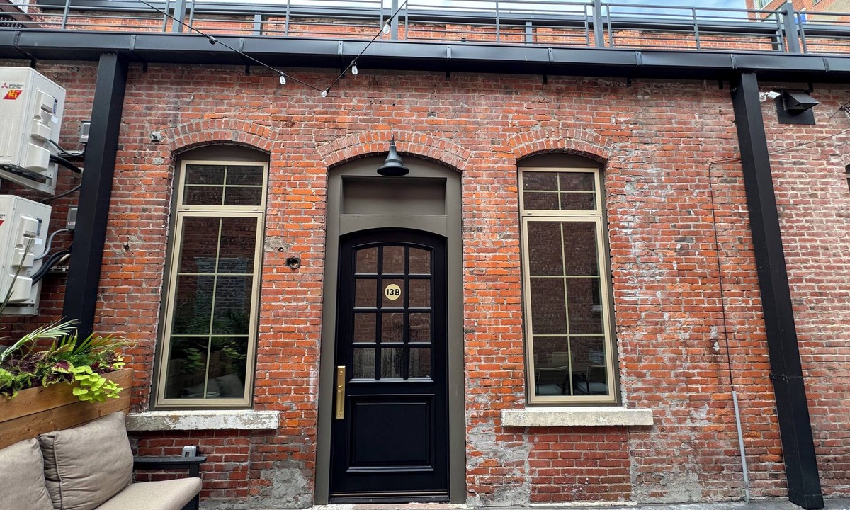 Grand Island Condo | Historic Haus Von Bartenbach