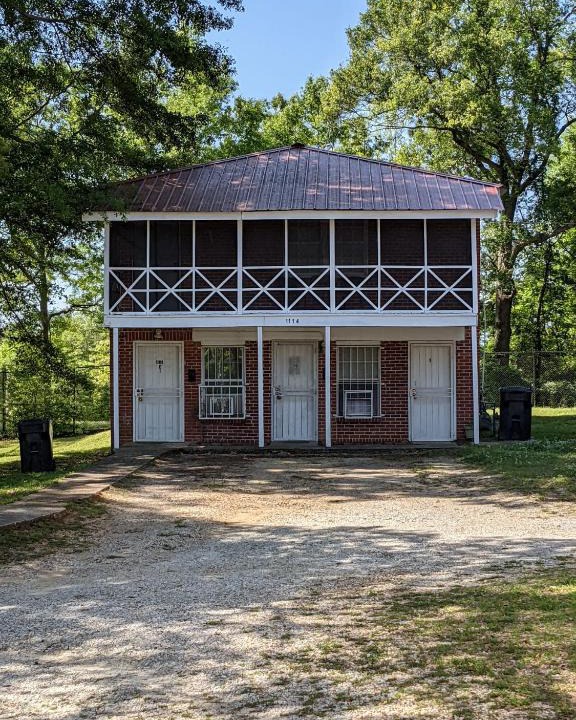 Tuskegee House | HISTORIC HILL APARTMENTS (Duplex)