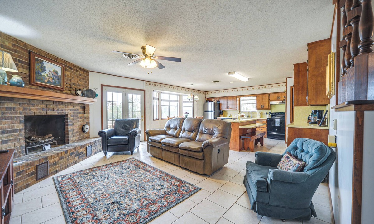 Fredericksburg House | Historic 'Hoffmann Ranch Haus' Near Wineries!