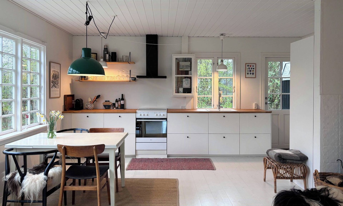 Ebeltoft House | Historic holiday home near the beach in Ahl
