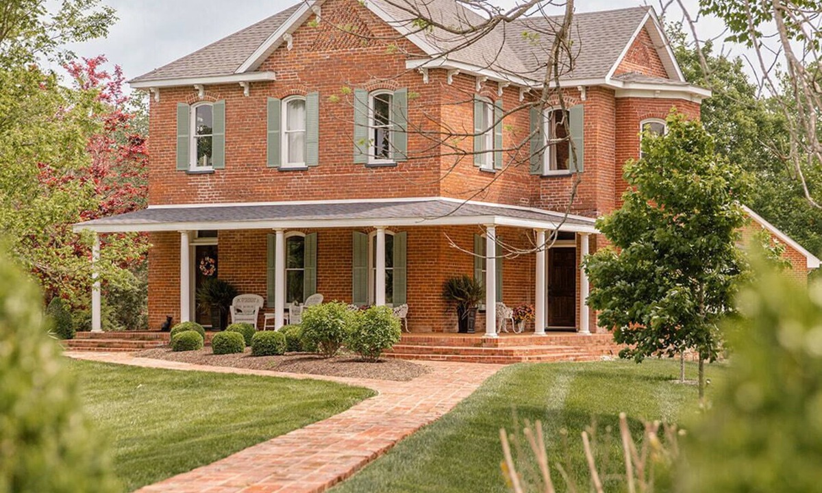 Alto Pass House | Historic Home, Modern & Charming Decor, Wine Trail, Private Rental